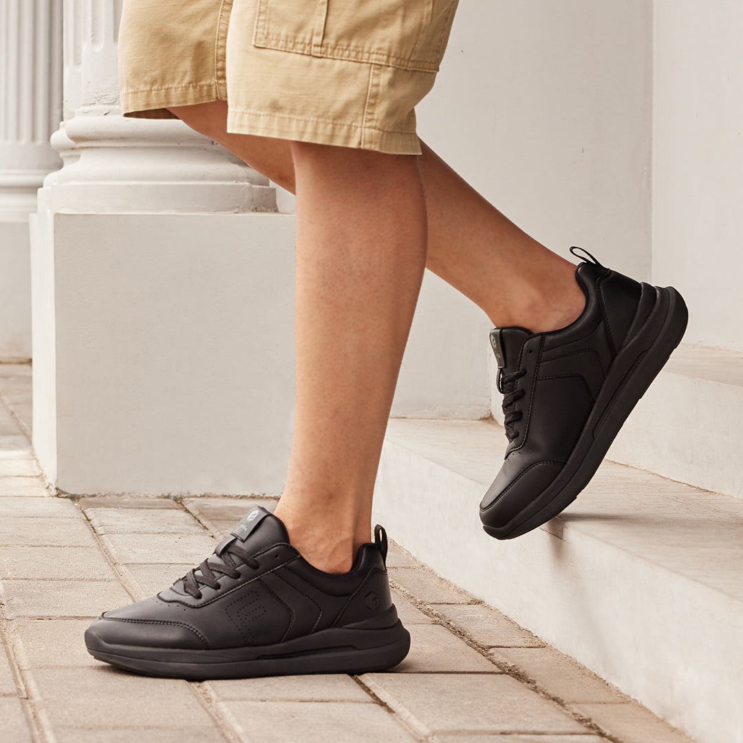 FitVille BriskWalk Deluxe V1 – Men’s Business Casual Lace-Up Sneakers